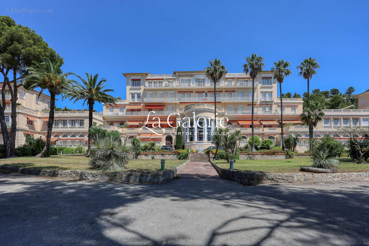 Appartement à HYERES