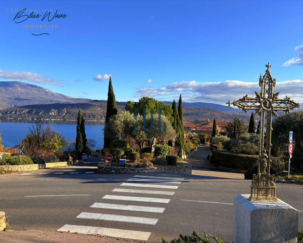 Maison à SAINTE-CROIX-DU-VERDON