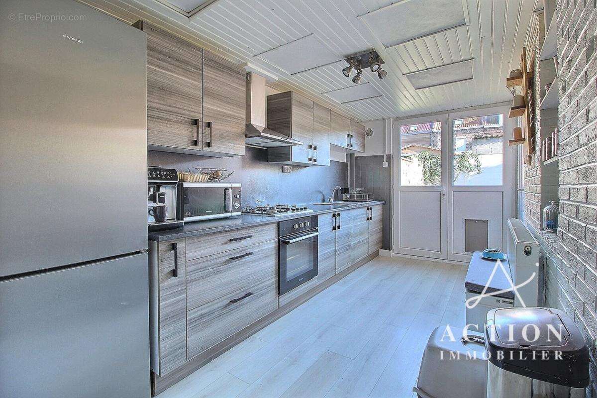 Maison à LYS-LEZ-LANNOY