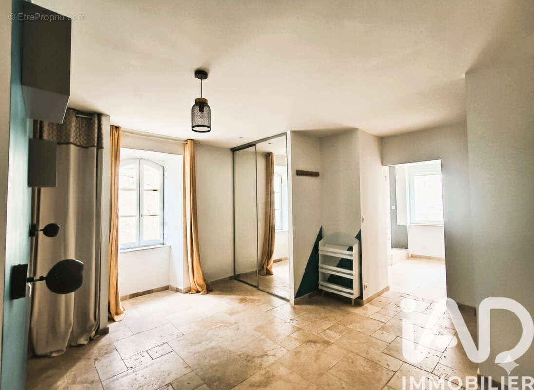 Photo 3 - Maison à BERRIAS-ET-CASTELJAU