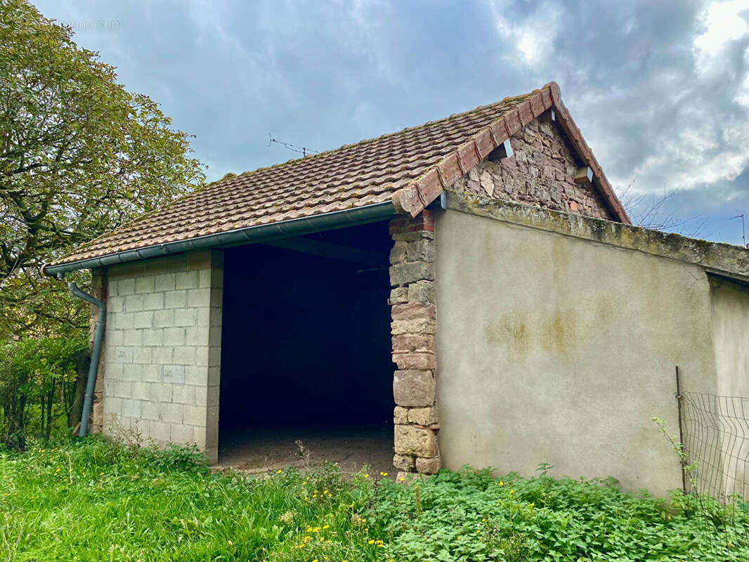 Maison à ESSERTENNE