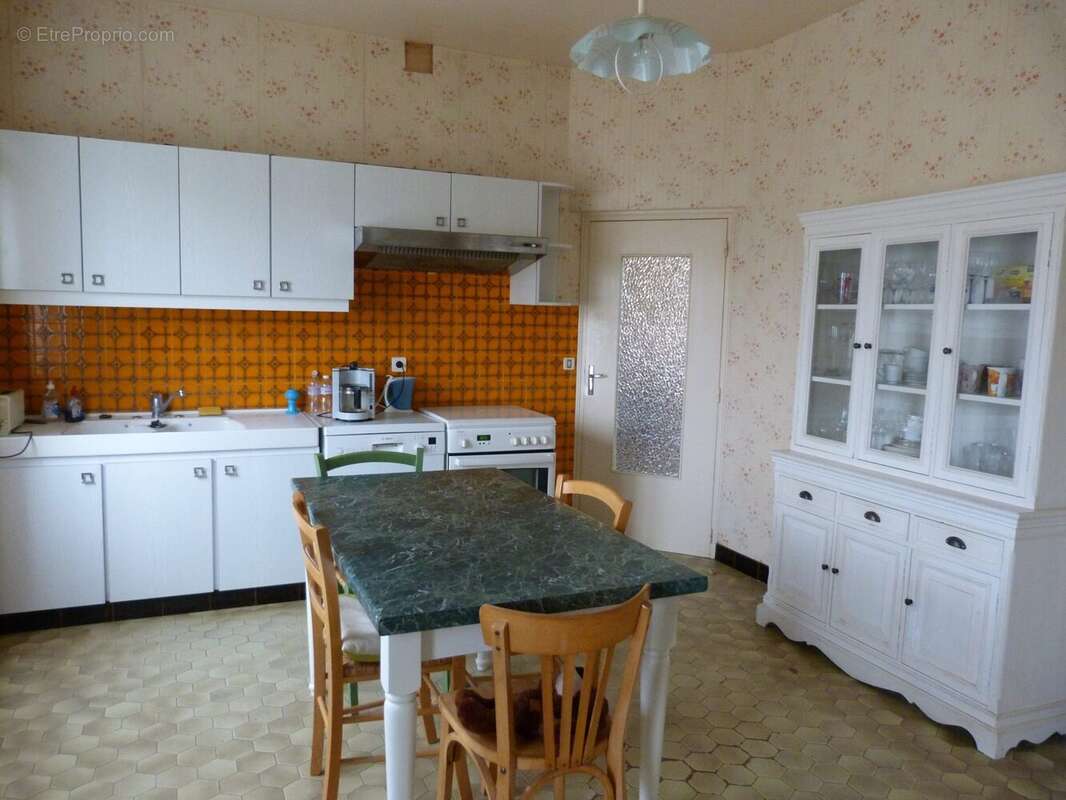 Maison à DAMPIERRE-EN-BURLY