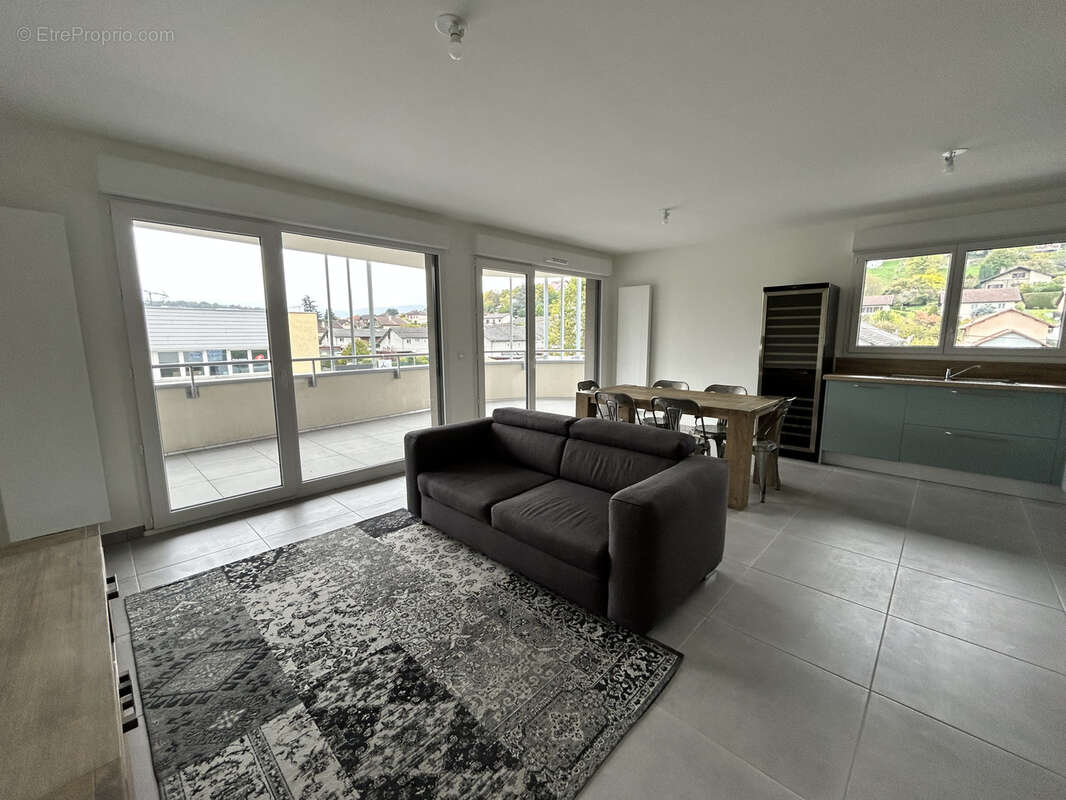 Appartement à VIVIERS-DU-LAC