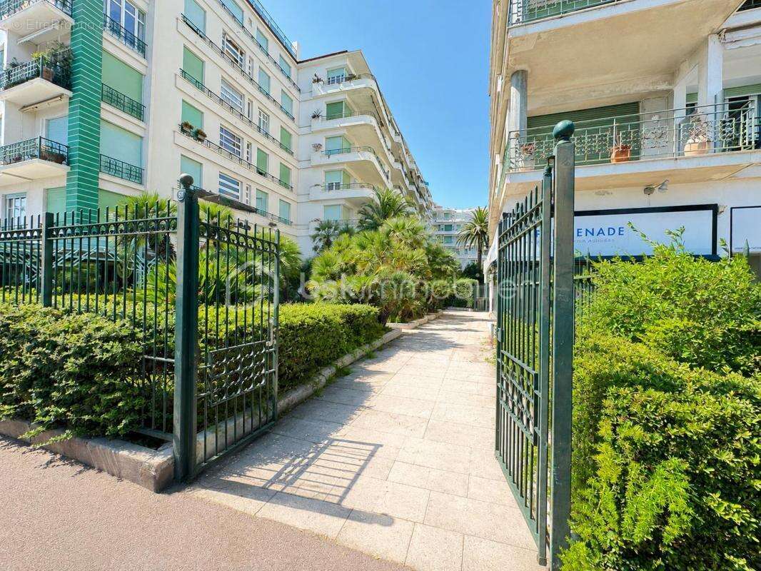 Promenade des Anglais grand studio au calme sur jardins - photo 2