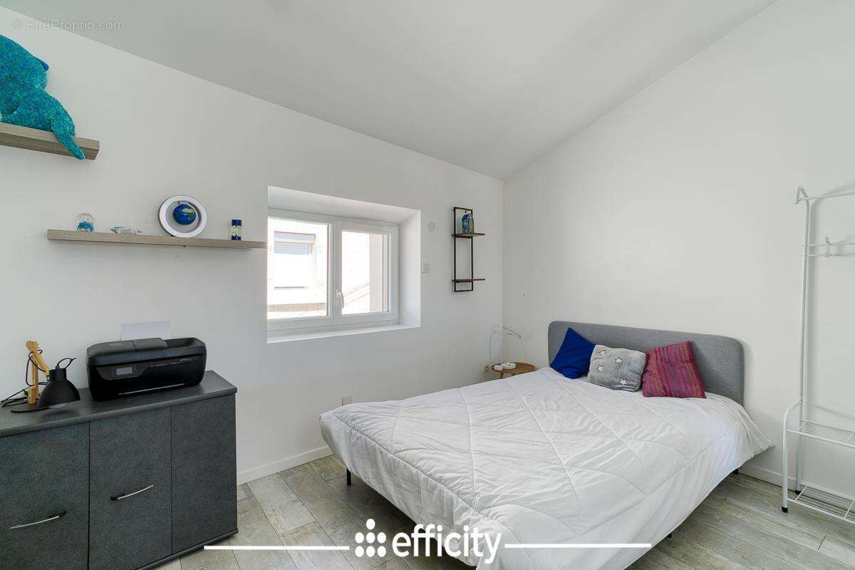 Maison 160 m² à Moidieu-Detourbe  - photo 26