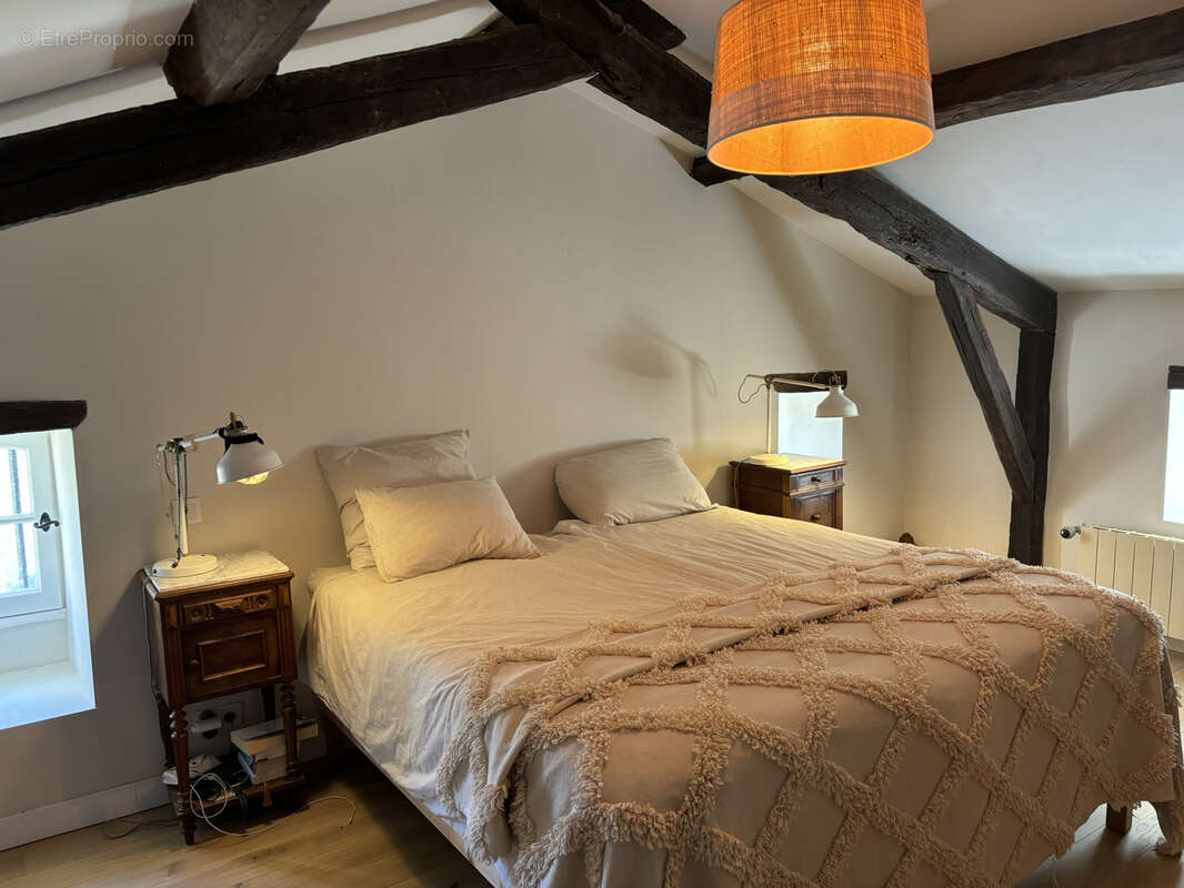 Maison à PUY-L'EVEQUE