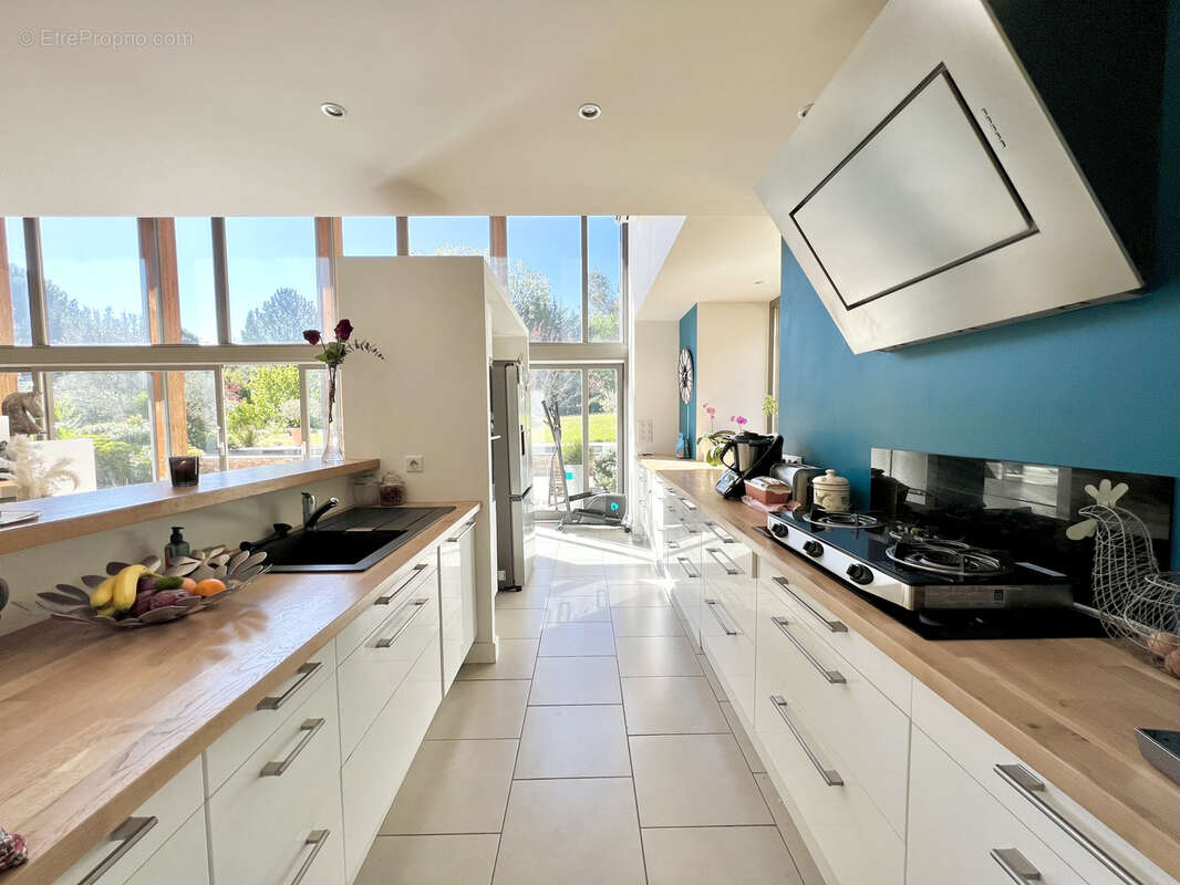 Maison à MEYRARGUES