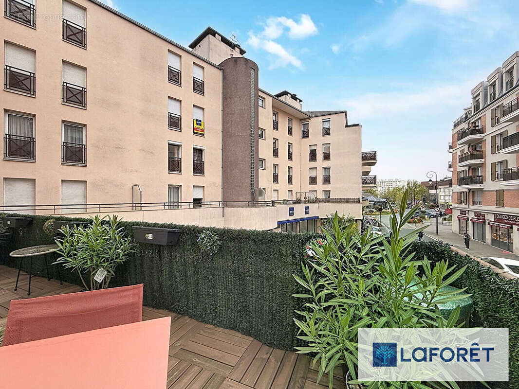 Appartement à LE PLESSIS-TREVISE