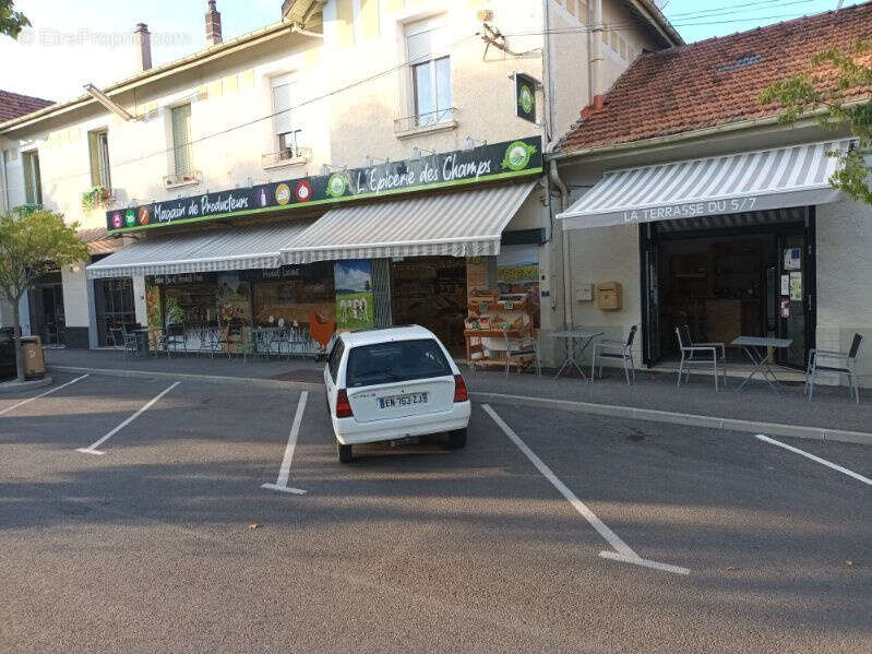 Commerce à CHATEAU-ARNOUX-SAINT-AUBAN
