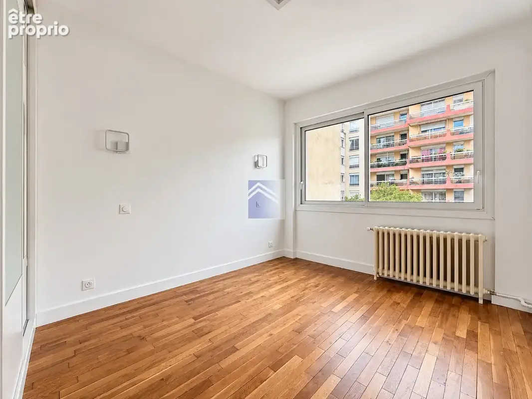 Coeur de ville - 2 pièces de 37,15 m2   rénovation haut de gamme ! - photo 7