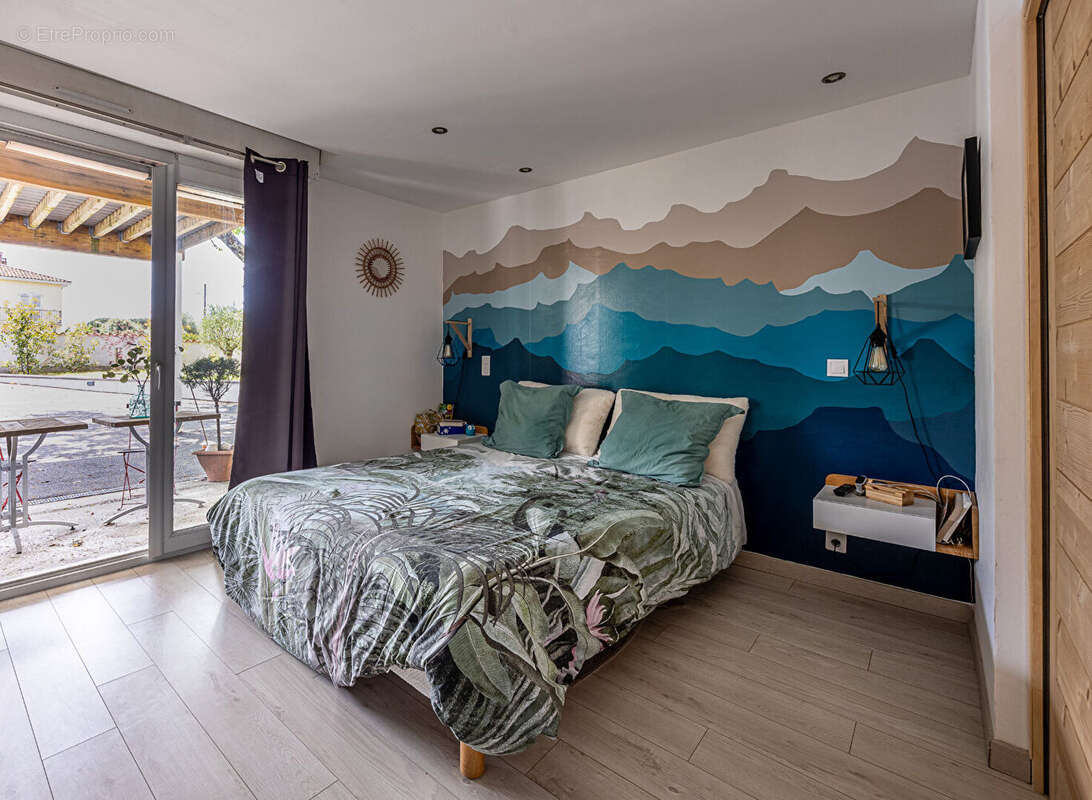 Maison à VAUX-SUR-MER