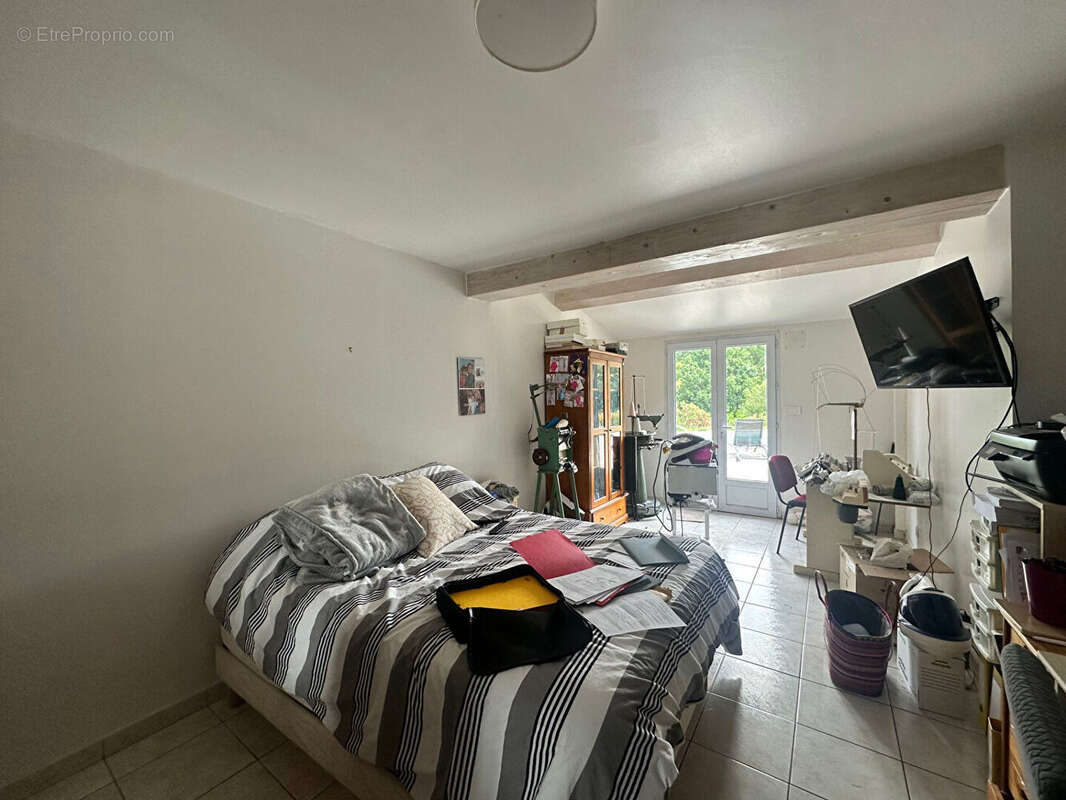 Maison à ROQUEBRUNE-SUR-ARGENS
