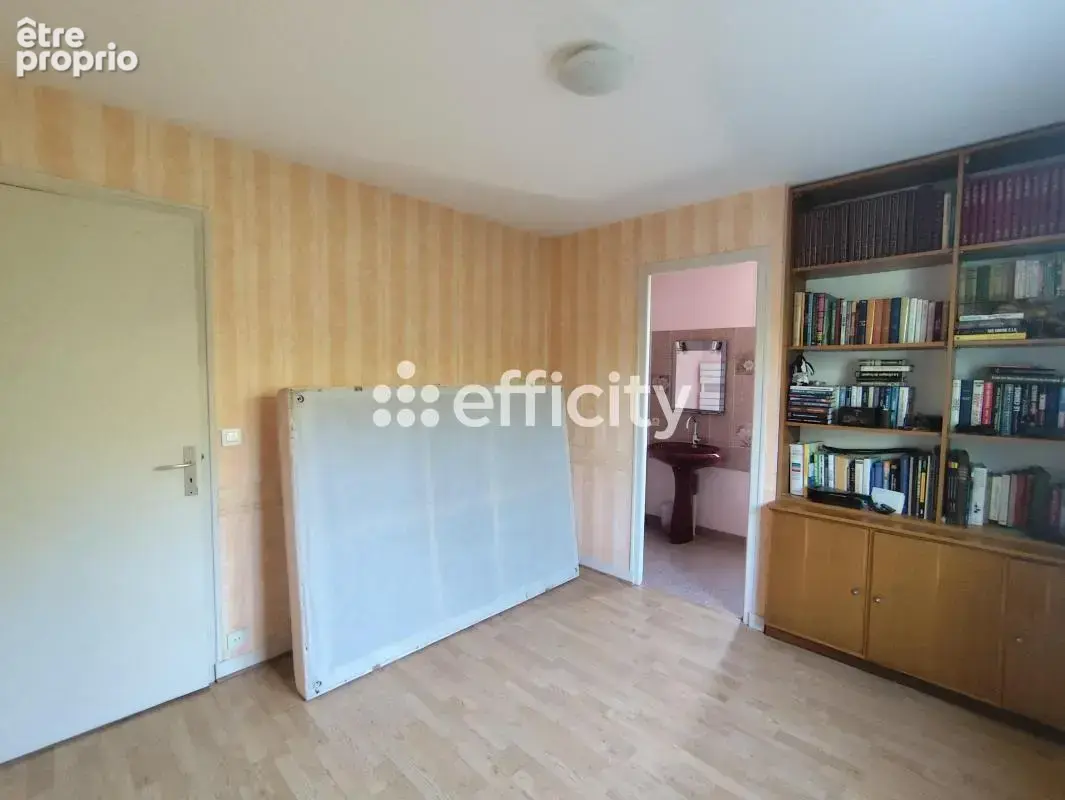 Maison 4 pièces 120 m² à vendre à Fontcouverte (17100) - photo 11