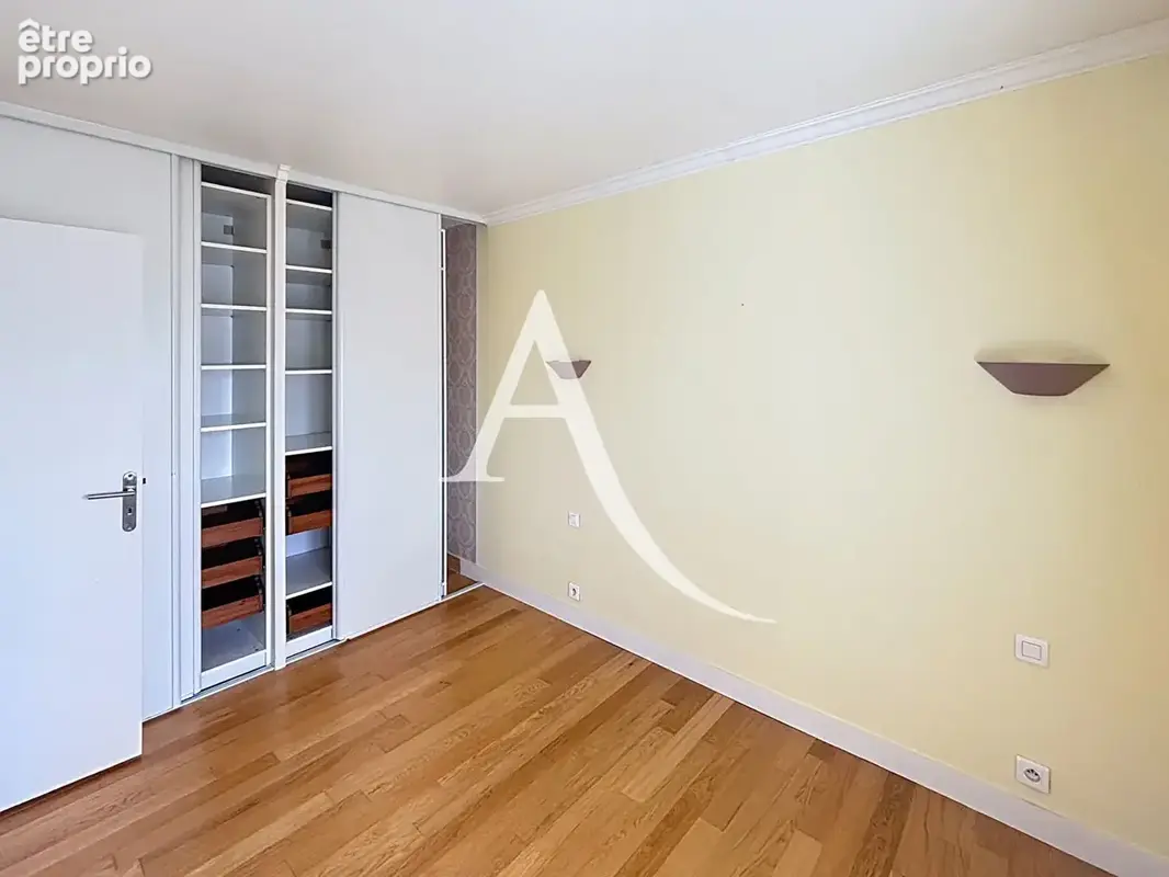 Appartement 4 pièces rénové avec balcon, parking et cave ! massy palaiseau - photo 8