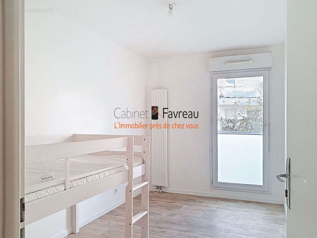 Appartement à L'HAY-LES-ROSES