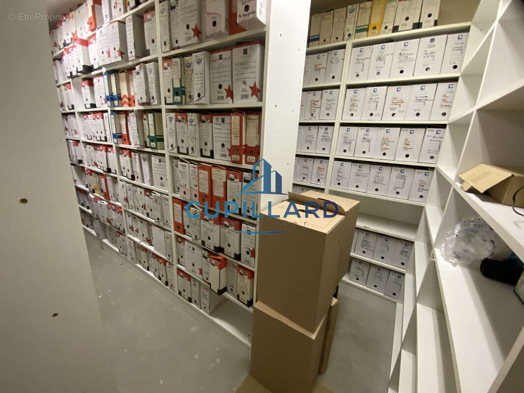 ROANNE BUREAUX 190m2 proche centre ville - photo 6