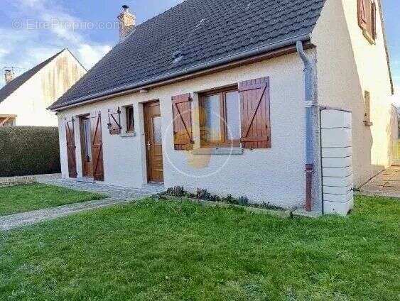 Maison à TERGNIER