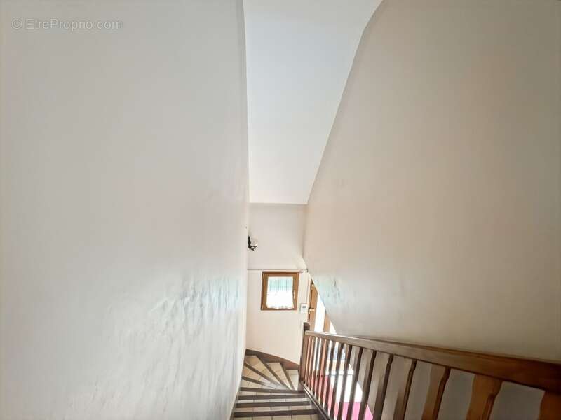 Maison à COURBEVOIE