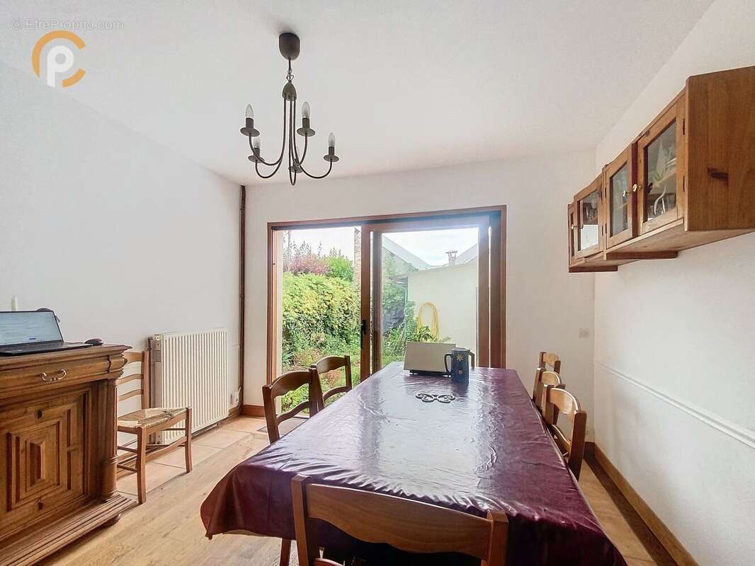 Maison à IVRY-SUR-SEINE