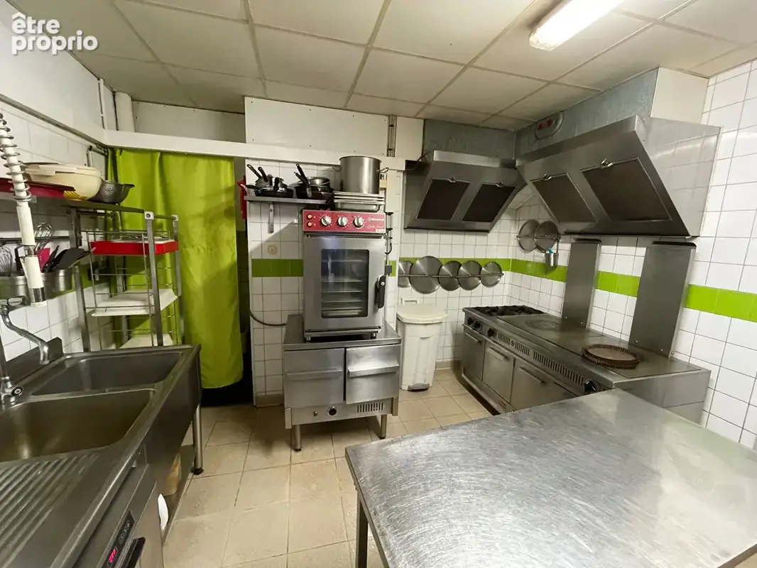 Fonds de commerce restaurant centre ville - photo 3