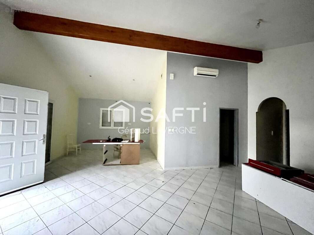 Photo 5 - Commerce à LA SALVETAT-SAINT-GILLES