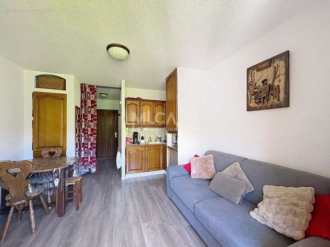 Appartement à SAINT-ETIENNE-DE-TINEE