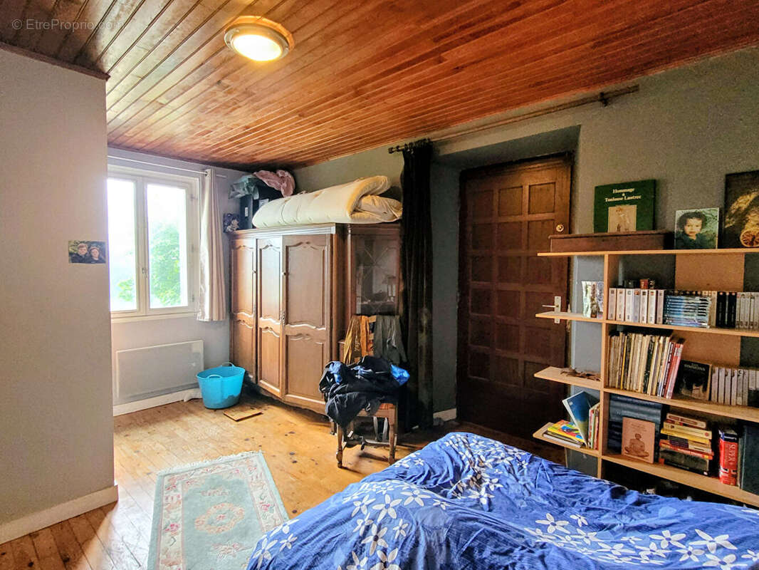 Maison à COUBON