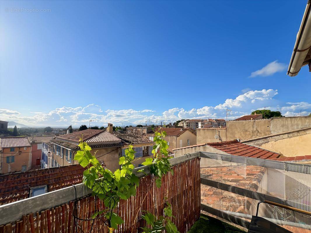 Appartement à FREJUS