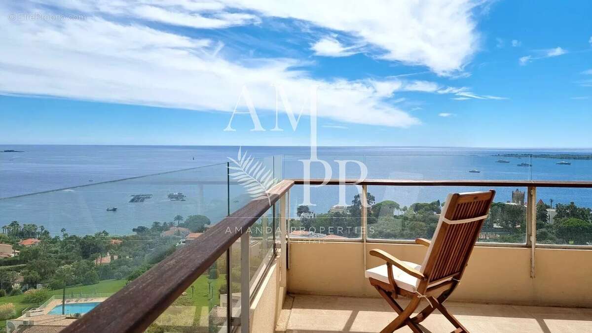 Luxueux appartement 3 pièces - Vue panoramique sur la mer - chambre de service - photo 3