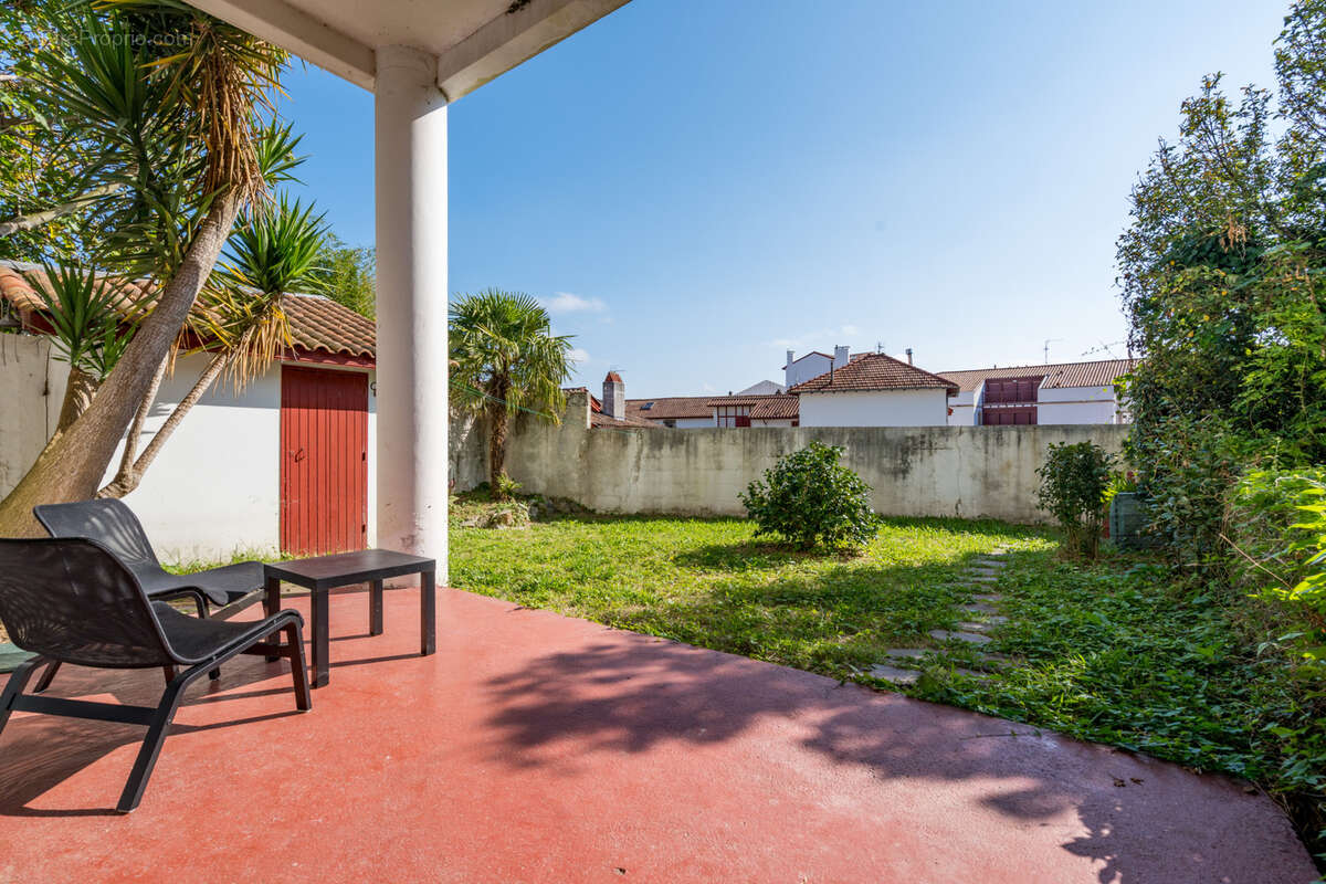 Appartement à CIBOURE