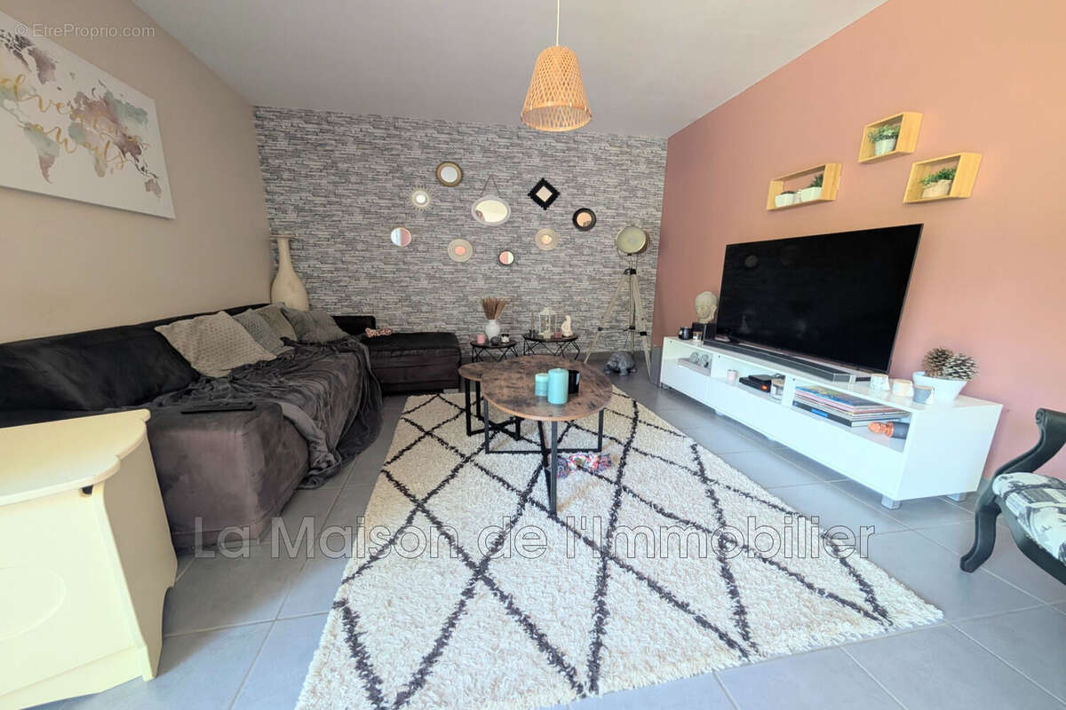 Maison 114 m² à Preaux  - photo 6