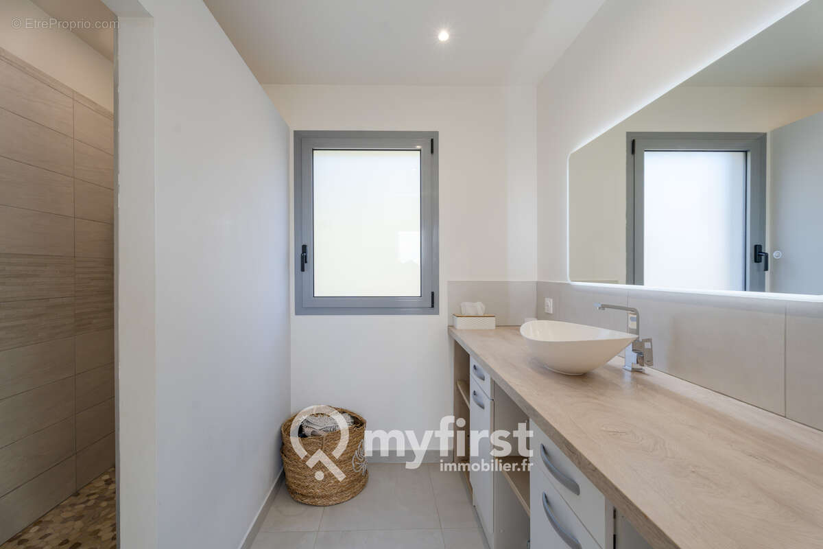 Deux logements, une seule adresse : élégance et douceur de vivre à Baudouvin - photo 35