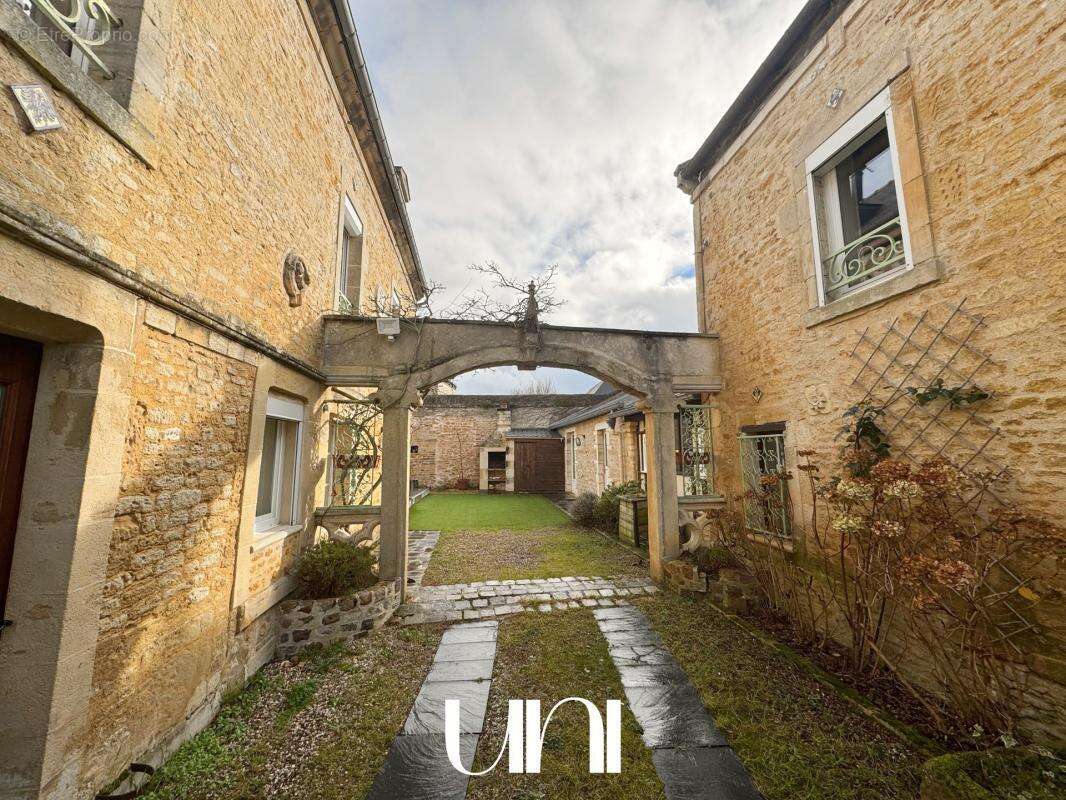 Maison à LUC-SUR-MER