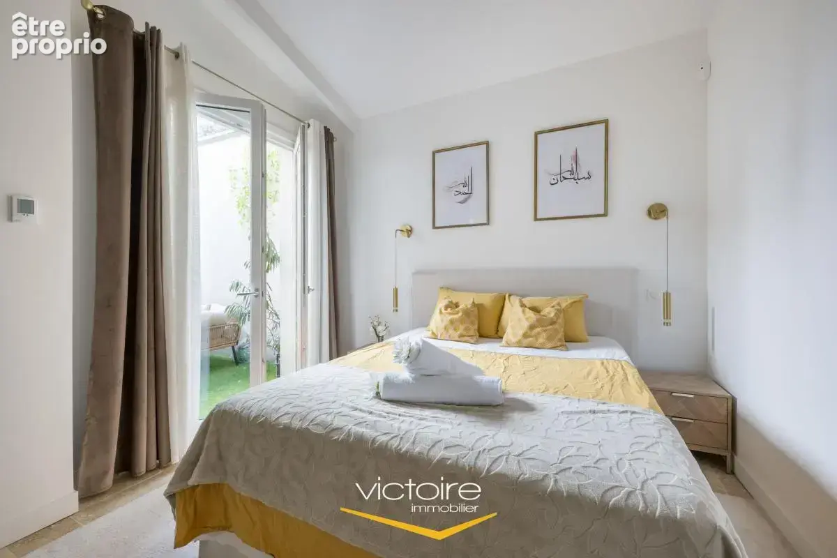 LYON 3 MONTCHAT –  Spacieux T4 119 M² (transformable en T5) avec PATIO PRIVATIF - photo 10