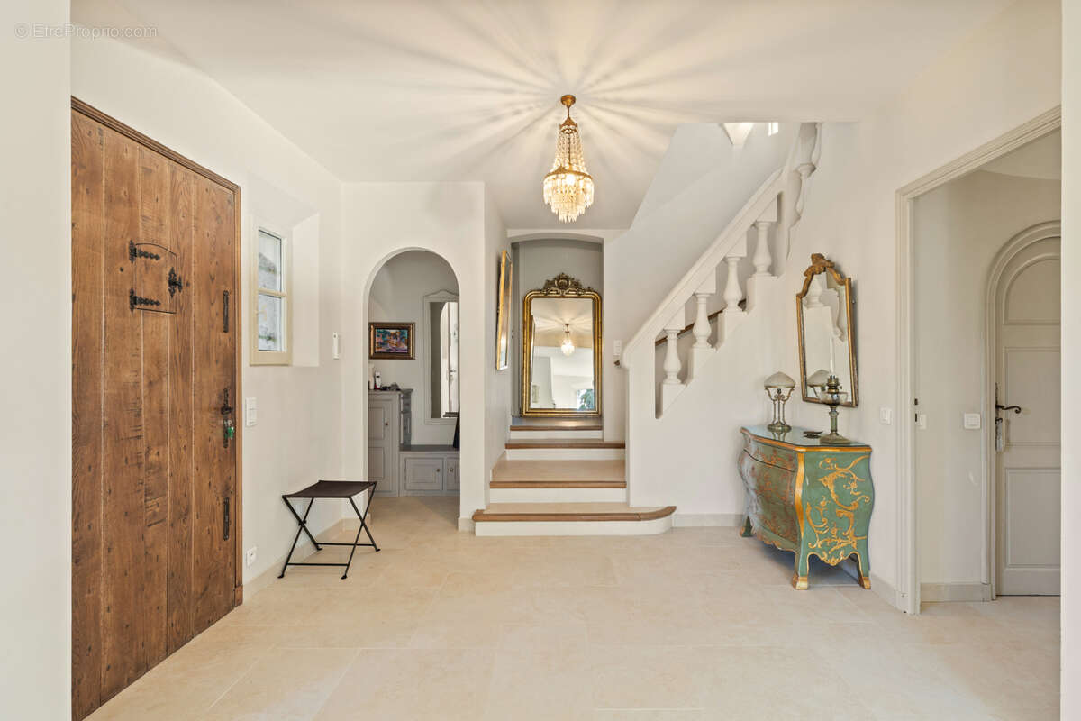 Maison à LA COLLE-SUR-LOUP