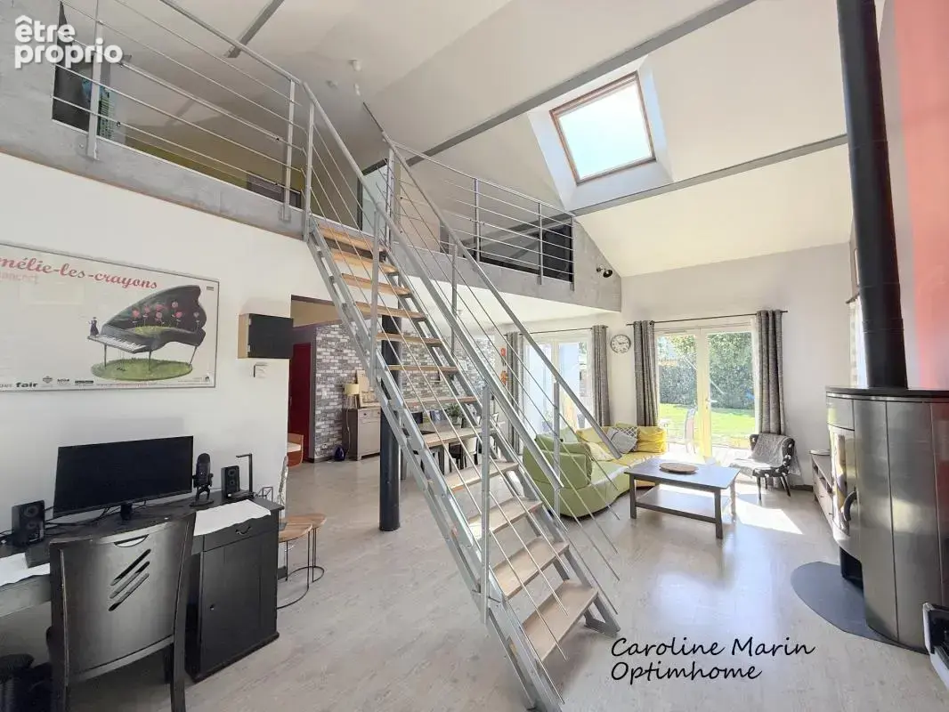 Maison familiale de 170 m² au cœur de Beuzeville – Beaux volumes, vie de plain-pied et jardin sans vis-à-vis - photo 8
