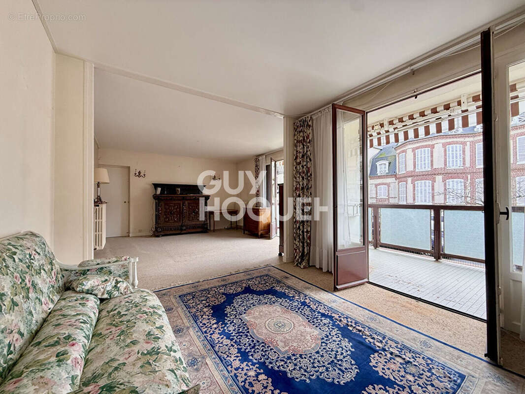 Appartement à DEAUVILLE