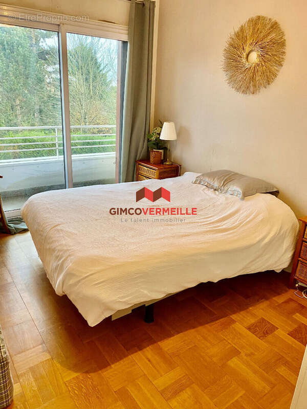 Appartement à VAUCRESSON