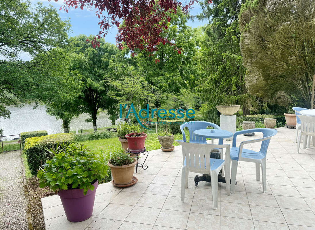 Maison à MOISDON-LA-RIVIERE