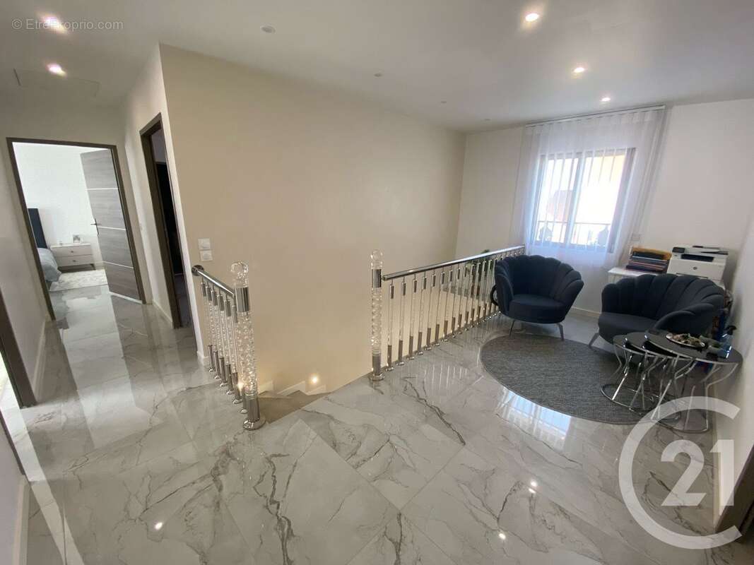 Maison à DAMMARTIN-EN-GOELE