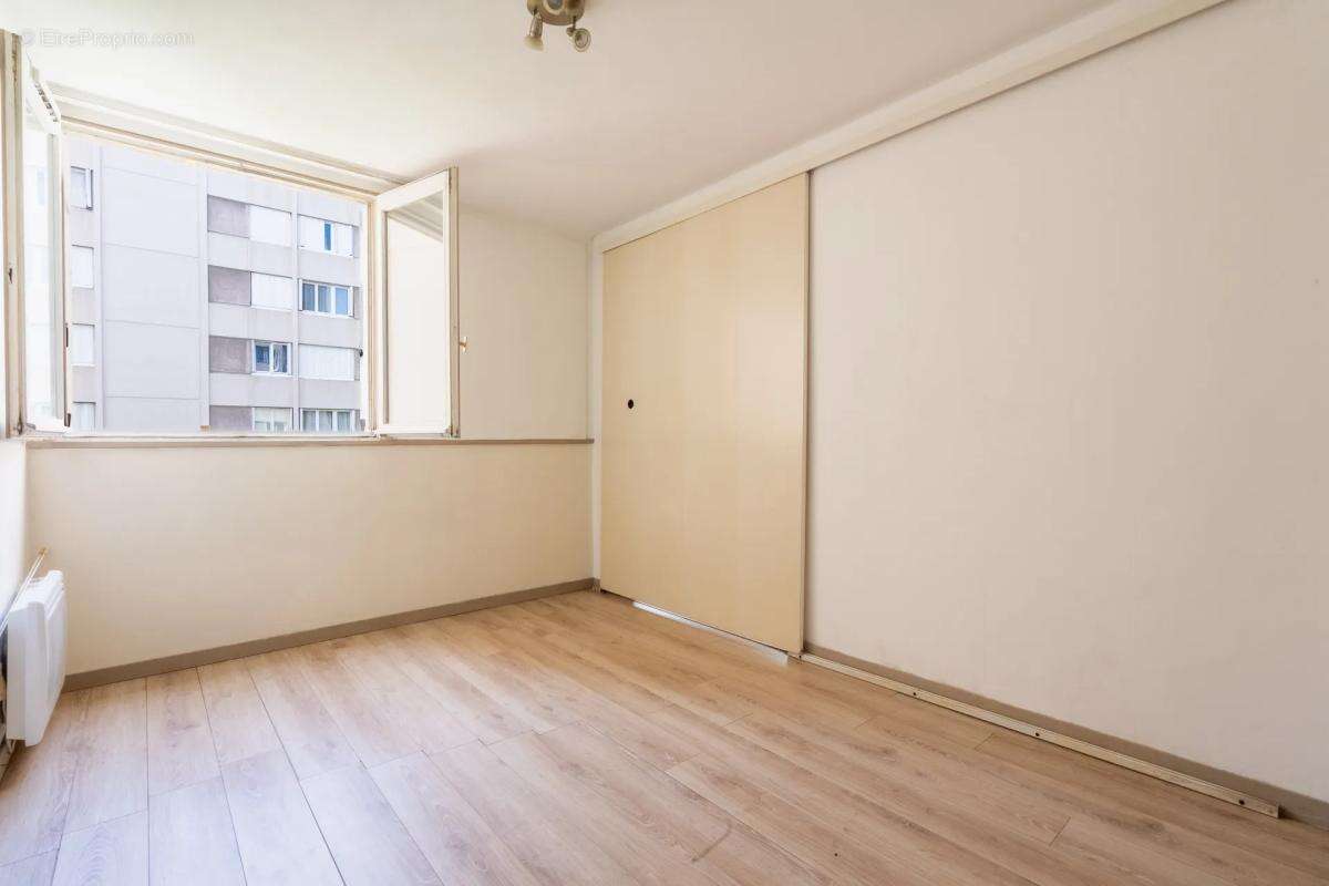 Appartement à MONTREUIL