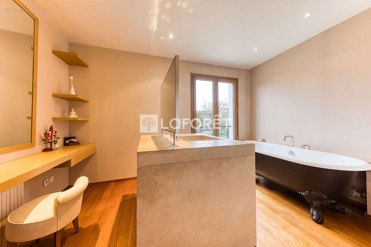 Maison à PONTAULT-COMBAULT