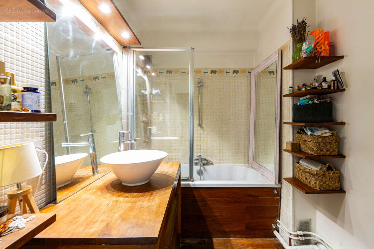 Appartement à PARIS-12E