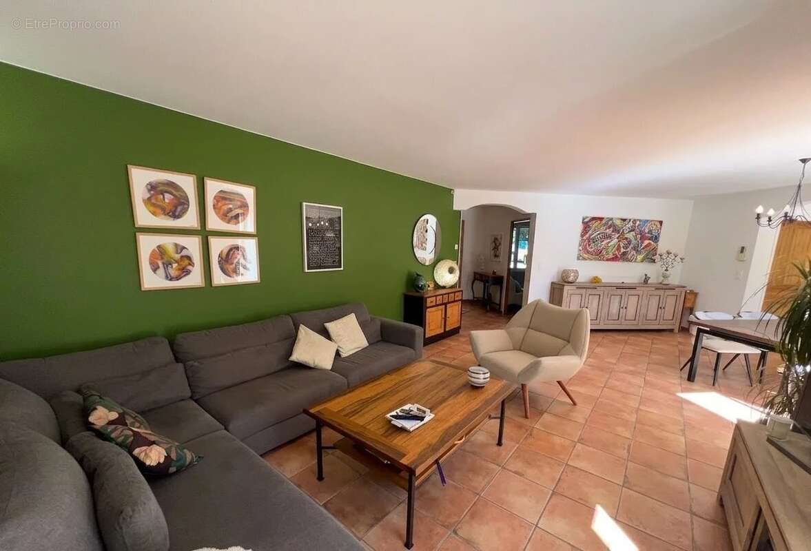 Maison à TOURVES