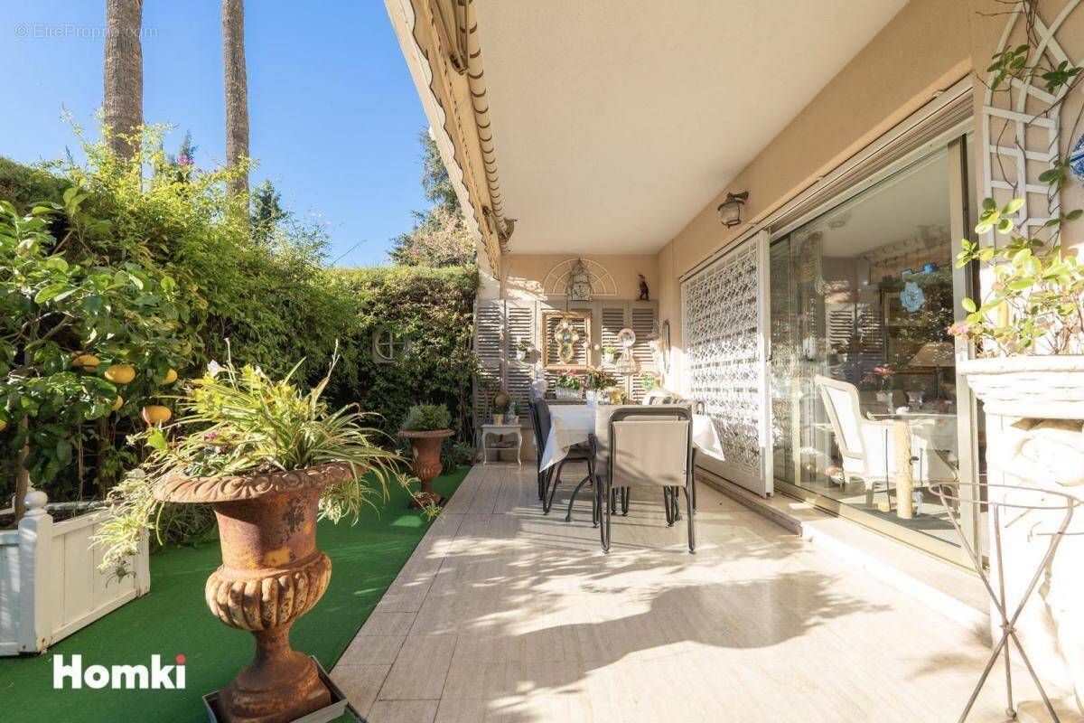 Appartement à CANNES