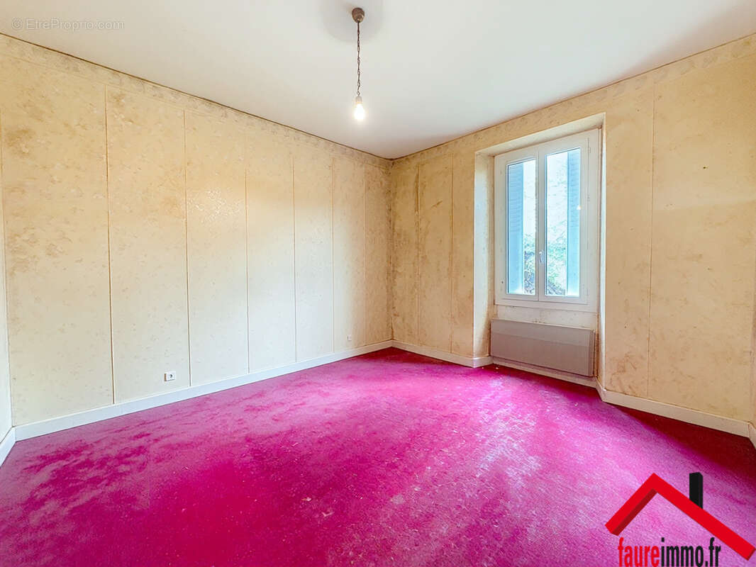 Maison avec hangar à cosnac - photo 6