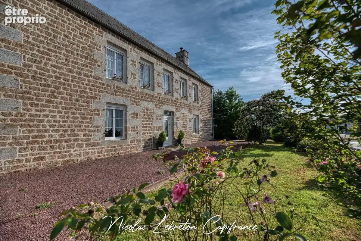 Maison à LARCHAMP