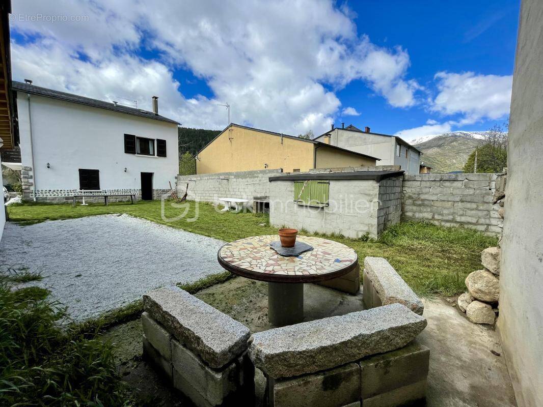 Maison à LATOUR-DE-CAROL