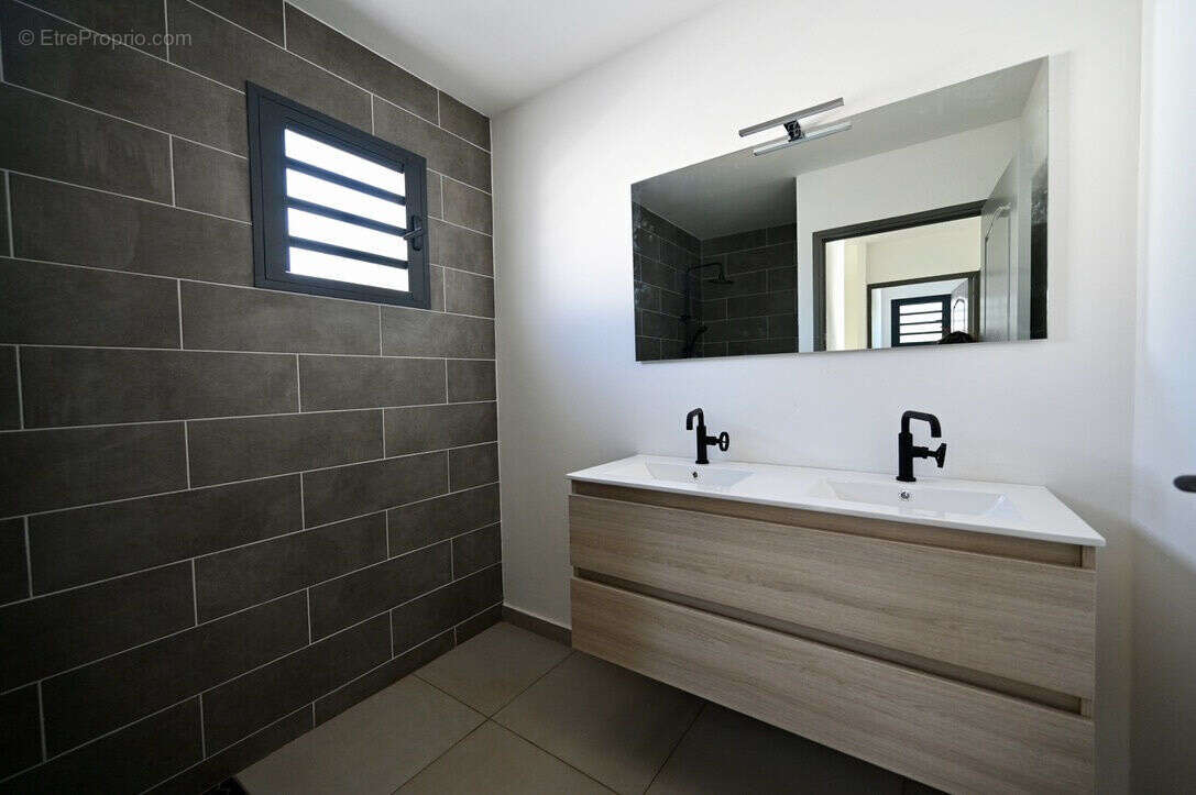 Photo 5 - Maison à SAINT-LOUIS