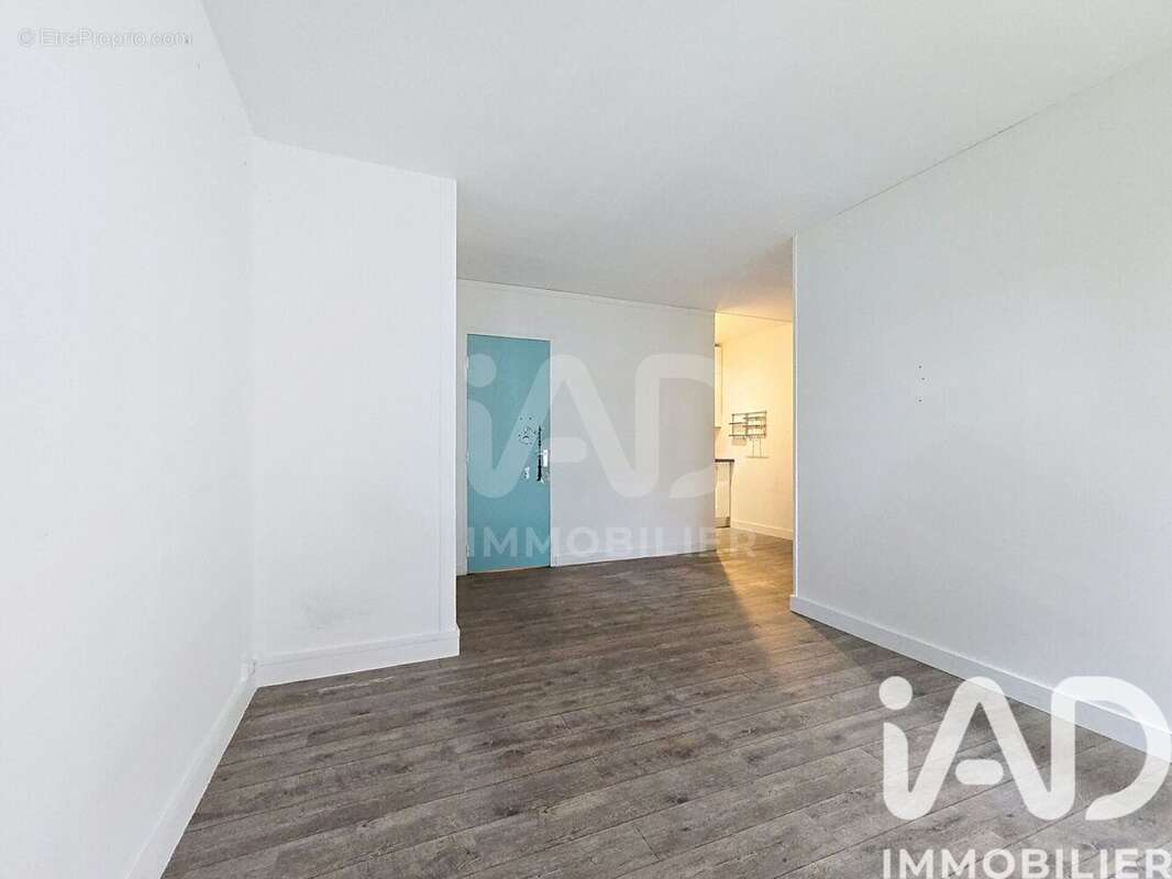 Photo 5 - Appartement à COURBEVOIE